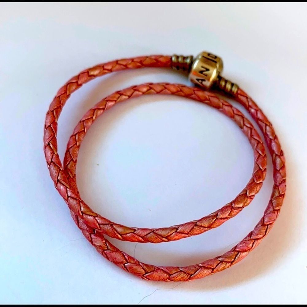 Authentic pandora pink bracelet for your charms